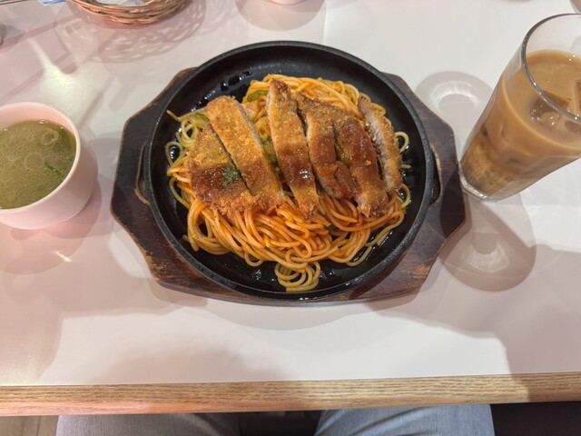 ファミリーレストラン ライラック - 東札幌/ファミレス | 食べログ