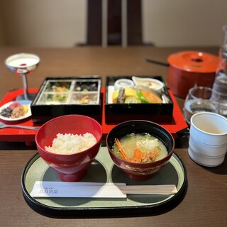 日本料理 鳥羽別邸 華暦 - 料理写真: