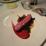 レフェルヴェソンス - フランス・シャラン産胸肉のロティ。最高級の火入れがされた鴨