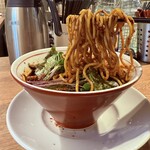 R+ 隠れ家すぎるラーメン屋 - 