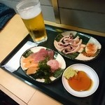 わおん。 - 生ビール420円 刺し盛り500円 イカ焼き