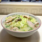 こむらさき - 鹿児島黒豚チャーシュー入りラーメン（普）