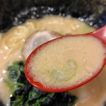 ゴル麺。 - 醬油豚骨 並950円
