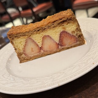 CAFE AUX BACCHANALES_0