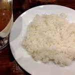 カリカル 新橋本店