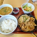 なか卯 - 料理写真:豚しょうが焼き定食・豚汁に変更