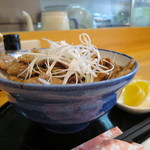 銀の舞 - 豚丼（バラ）　900円（2015年2月）