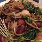 立ち呑み クック オッソ オッセョ! - 牡蠣とホタルイカのペペロンチーノ