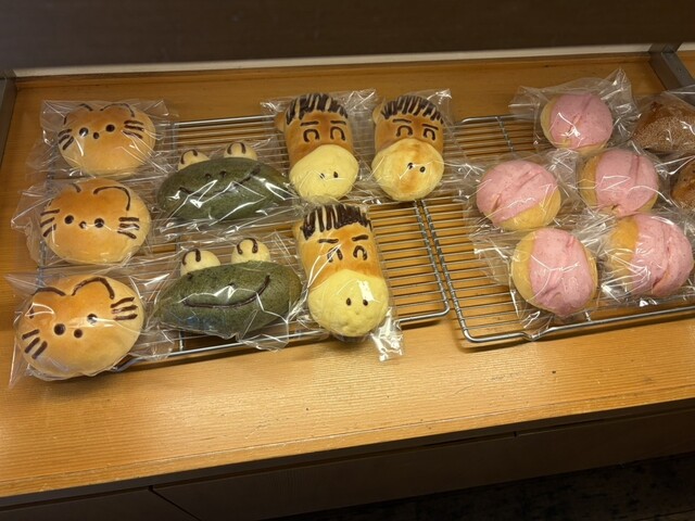 ころ ちいさなぱんやさん様 ころ ちいさなぱんやさん様 ころ ちいさな