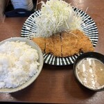 清水屋 - ロースかつ定食（995円）