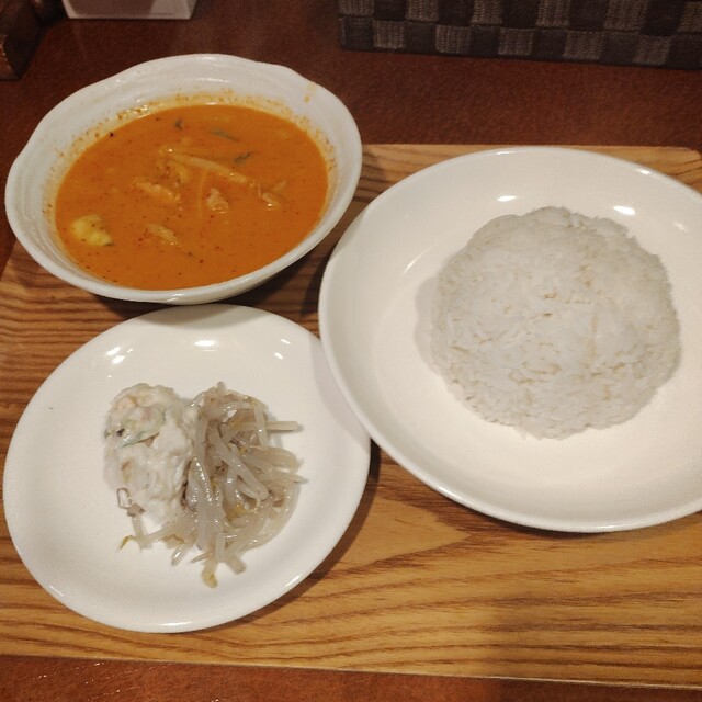アジアン居酒屋　パーバーン