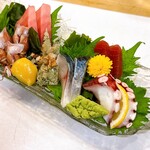 弥助鮨 - 刺身盛り合わせ
