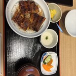 新城 - しんじょう丼(大盛り)