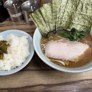 横浜家系らーめん 武源家_0