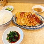 ぎょうざ屋 - 