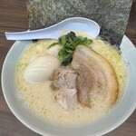 横浜家系ラーメン 魂心家 - 料理写真: