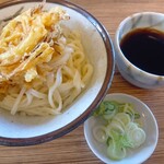 新川うどん店 - 天もりうどん￥540