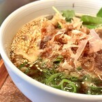 手打ちうどん　 いしづか - 牛肉つけ汁（結構もたれる塩気と甘さ脂と私）