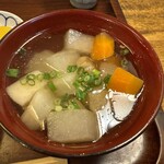 丸子亭 - 付属のけんちん汁