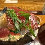 丸子亭 - まぐろスプーン上げ