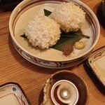 小鉢と日本酒 たとえば。 - 鶏のもち米シューマイ