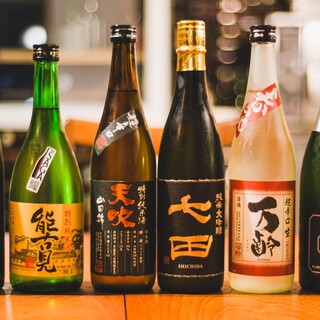 佐賀県の地酒や全国の日本酒。お料理に合う一杯を