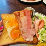 THE CITY BAKERY NEW YORK GRILL - 