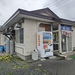 津軽煮干中華 勝三郎 - 外観