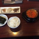 Tougarashi - スンドゥブチゲ定食
