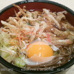 そば庄 - 天玉そば \460 天ぷらを沈めたところ 2015.2