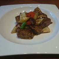 中国料理 大湖苑  - メインの牛肉の黒胡椒炒め