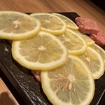 すすきの焼肉きらく - スーパーネギタン塩と上タン塩