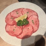 ユッケ 焼肉 生サムギョプサル 手打ち冷麺 ハヌリ - 