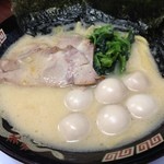 ラーメン神山 - H.27.2.14.夜 濃厚とんこつ醤油ラーメン中太麺 680円+TPうずら5個 150円