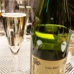 レストラン バカール - 乾杯用のカヴァ