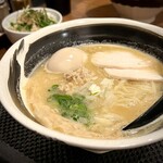 濃厚鶏麺 ゆきかげ - 料理写真: