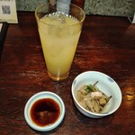 ごはんとお酒　なが坂 - ちょい飲みセットのドリンク（600円以下ならオッケー）と付き出し