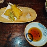 ごはんとお酒　なが坂 - キスの天ぷらだった気がする。