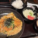 とりくら - チキンカツとじ定食