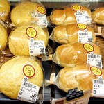 阪急ベーカリー香房 - 料理写真:時間によってはお品は豊富