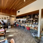 チライ - 店内風景。