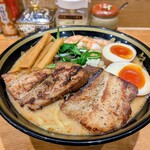 魚介豚骨ラーメン　あき家 - 