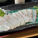 黒潮亭 - 宇和海で獲れた新鮮な鯛の切り身がこんなにも入って