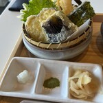 お食事処 ゐざさ茶屋 - 