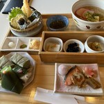 お食事処 ゐざさ茶屋 - 