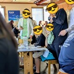 大和食堂 - 大人気の店内。ガイドブックに良く載るお店です…