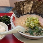 ラーメン山岡家 - 料理写真: