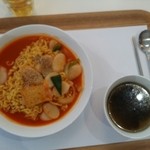 Cafe J - 新メニューのラポッキ(*^ー^)ノ♪
                      トッポッキの中にラーメンが入ってて、めっちゃ美味しい♪