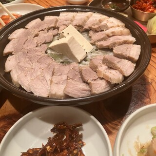 KOREAN CAFE チョンハクトン_0