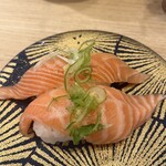回転寿し トリトン - 料理写真: